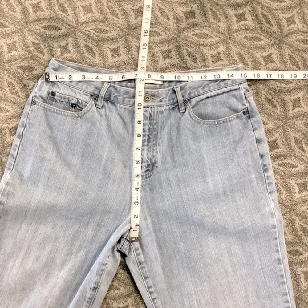 CHRISTOPHER & BANKS Embroidered Denim Capris 42 - Picture 8 of 8